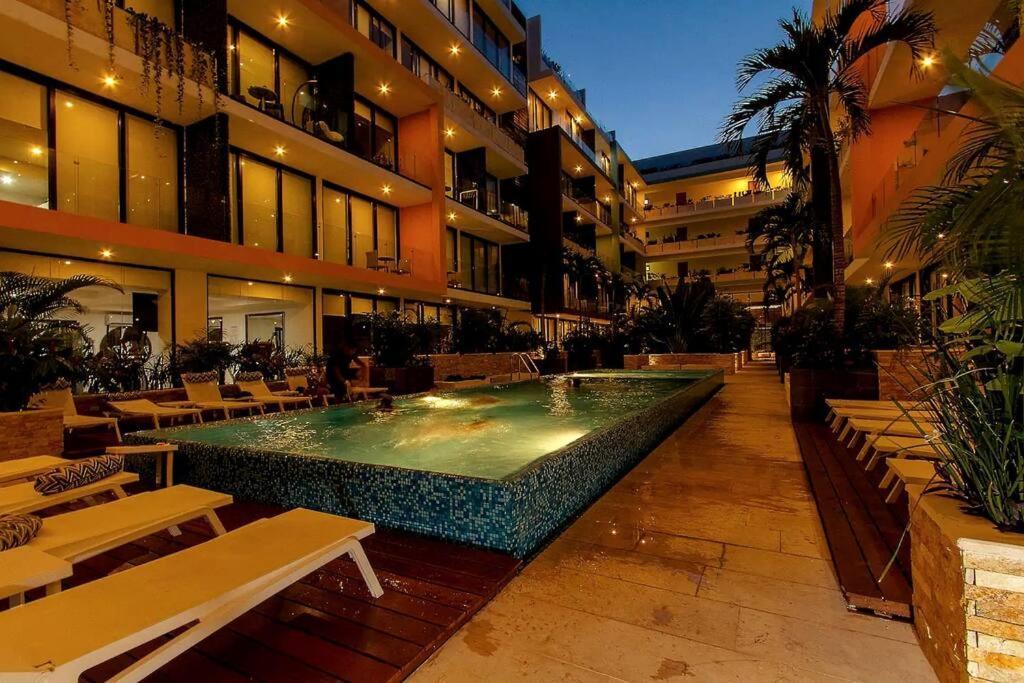 Your Exclusive Studio In The City - Top Amenities & Services For Free!! 普拉亚卡门 外观 照片
